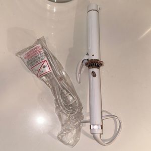 t3 swirl curling iron 1.25 UNUSED